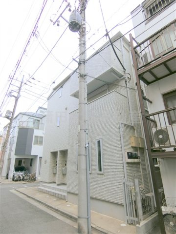 ラサール南蒲田の外観