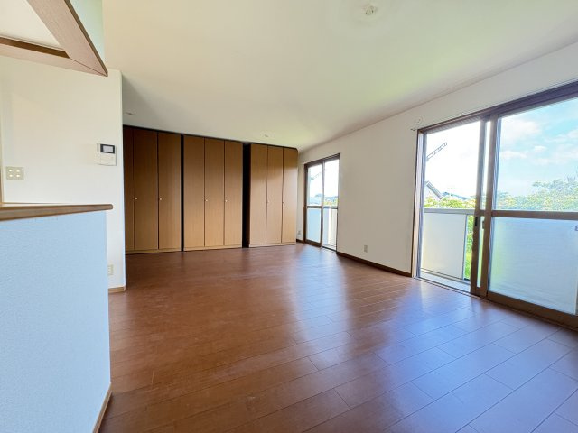 クレストの居間・リビング