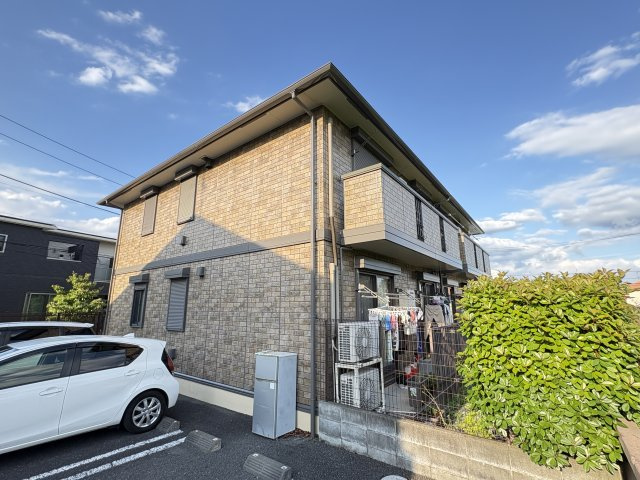 クレストの外観