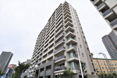 【外観】 | 天満橋レジデンスエアリーコート | 大川に近くお散歩やジョギングもお楽しみいただけます