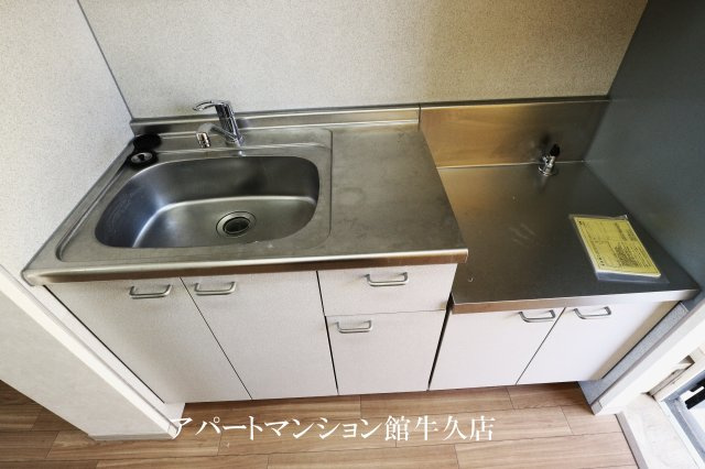 幸ハイツ-デザインリフォーム賃貸アパートのキッチン