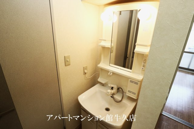 幸ハイツ-デザインリフォーム賃貸アパートの洗面所