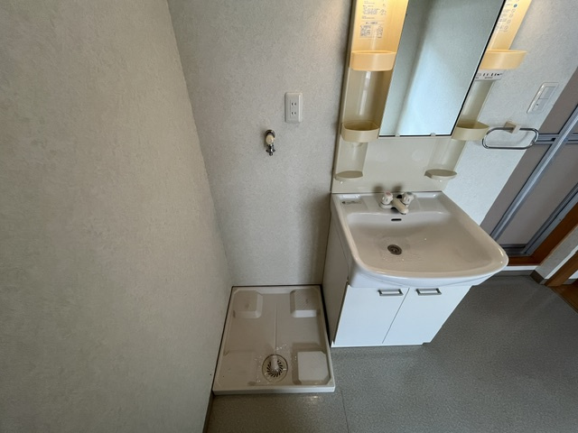 マンションサンライズ壱番館の独立洗面台