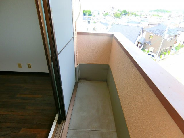 川辺ビルのバルコニー
