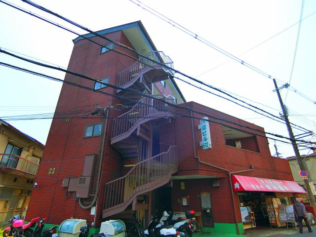 川辺ビルの外観