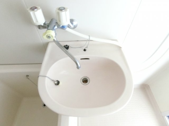 川辺ビルの洗面所