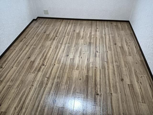 サンステイタスの洋室