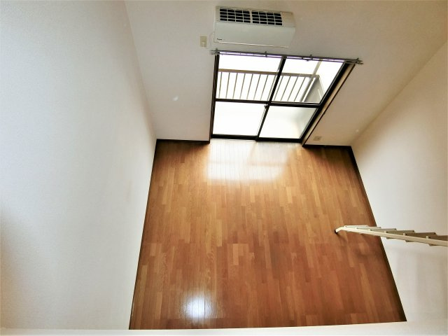 トミーハウス鹿島ガーデンⅠの洋室