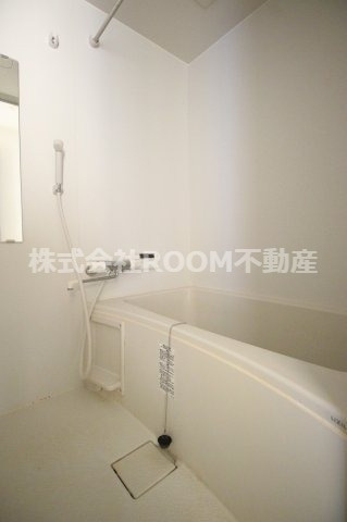 LIEN MON COEUR（ﾘｱﾝﾓﾙｸｰﾙ）の浴室|コンパクトで使いやすいお風呂です