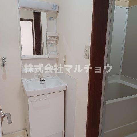 プレジデンス稲成の洗面所|コンパクトで使いやすい洗面所