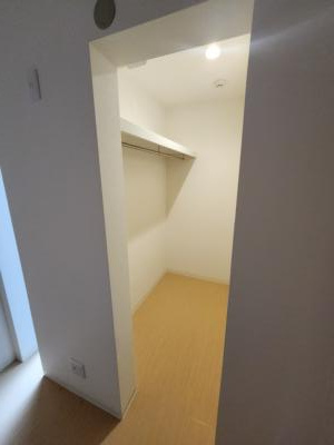 HSビルヂングの収納|ウォークインクローゼット