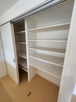 HSビルヂングの収納|キッチン収納