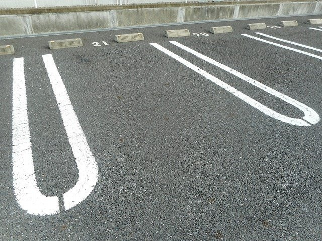 セイバリーⅣの駐車場