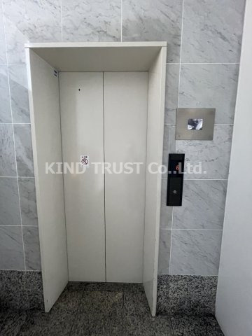 K-CRAFT　UMEDA108のロビー