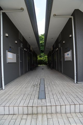 【エントランス】 | レフィナードカメオカ