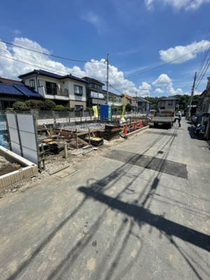 【前面道路含む現地写真】 | 府中市天神町2丁目新築戸建て5棟　４号棟