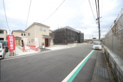 【前面道路含む現地写真】 | 大津市本堅田6丁目18　新築分譲