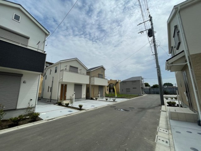 【前面道路含む現地写真】 | 仲介手数料無料　府中市矢崎町5丁目新築戸建て17棟現場８号棟