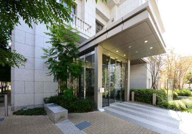 ライオンズタワー神戸元町のエントランス|エントランスです