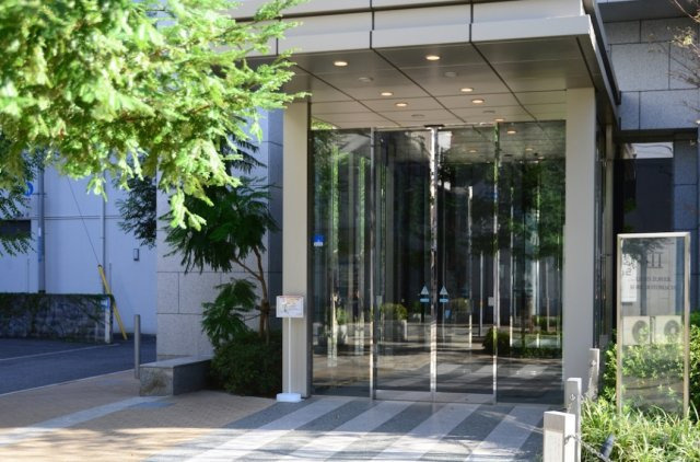 ライオンズタワー神戸元町のエントランス|グランドエントランスです