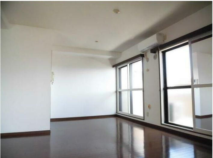 Mシティ盛南大橋の居間・リビング