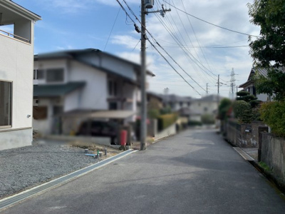 【前面道路含む現地写真】 | 大津市日吉台2丁目9-7　新築分譲