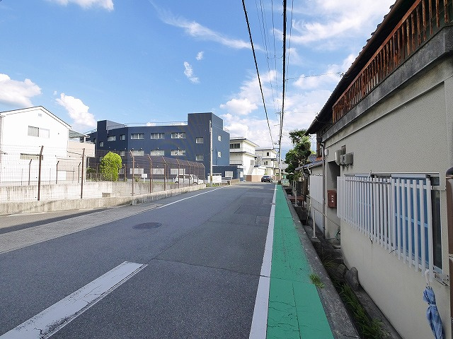 奈良市肘塚町テラスハウスの周辺|外の風景です