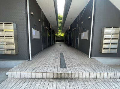 【エントランス】 | レフィナードカメオカ