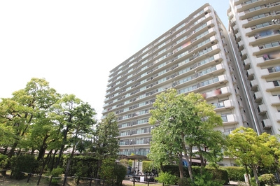 【外観】 | マイシティおおさか2番館 | ■朝から日差しいっぱいの、明るい空間でのびのび過ごせます
