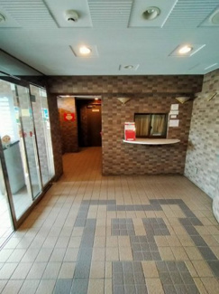 【エントランス】