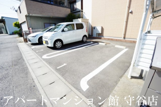 【駐車場】