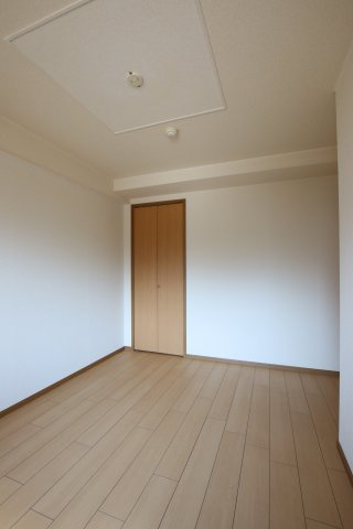 【洋室】 | ラルジュウエスト