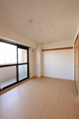 【寝室】 | ラルジュウエスト