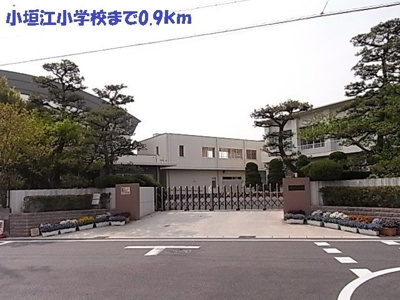 【周辺】 | ローズ・アヴェニュー　Ⅱ | 小垣江小学校まで900m