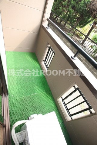 グリーンヒルのバルコニー|開放的で明るい空間を演出してくれるバルコニーです