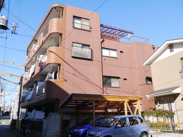 【外観】 | オーナーズビルド中板橋 | 閑静な住宅街に立地する総タイル張りのRC造の建物です。