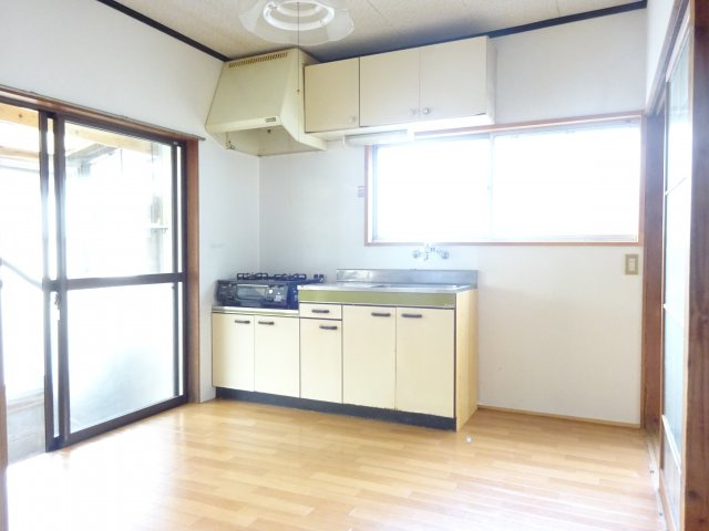 唐津市菜畑のアパートのキッチン