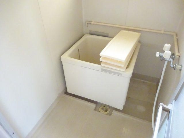 唐津市菜畑のアパートの浴室
