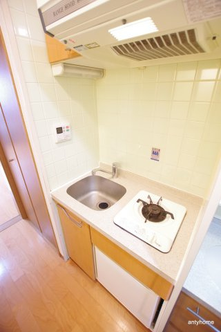 エステムコート新大阪3ステーションプラザ　仲介手数料無料のキッチン