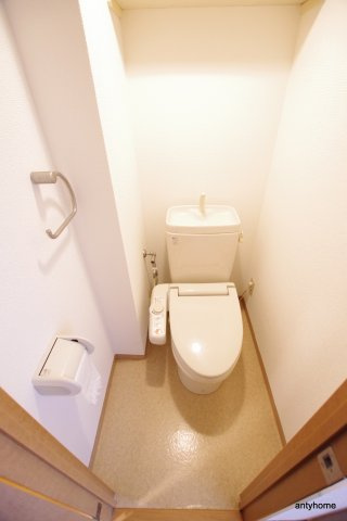 エステムコート新大阪3ステーションプラザ　仲介手数料無料のトイレ