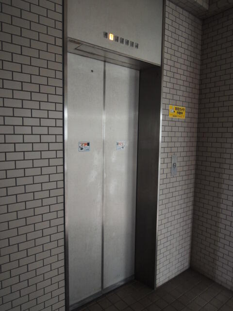 エレベーター