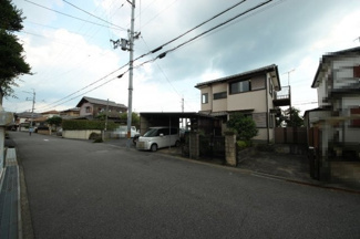 【前面道路含む現地写真】