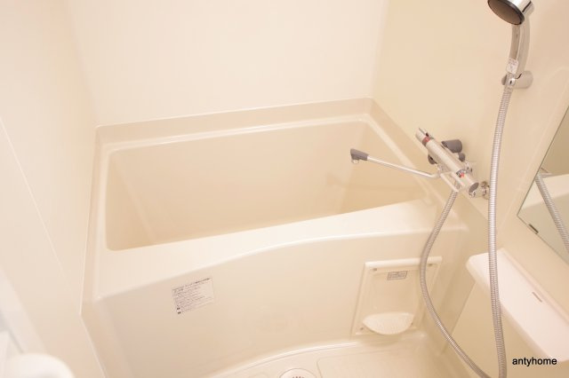 プランドール北浜　仲介手数料無料の浴室