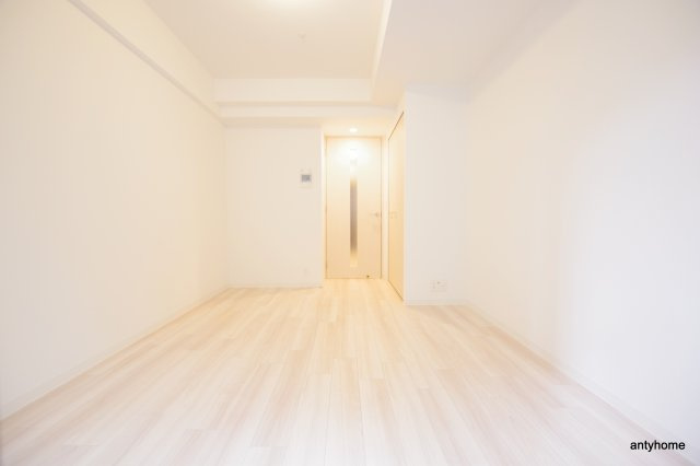 プランドール北浜　仲介手数料無料の居間・リビング