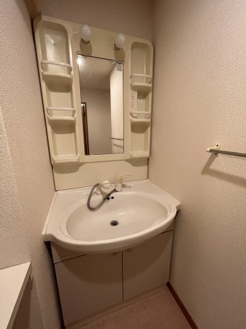 ピーチフローレⅡの独立洗面台