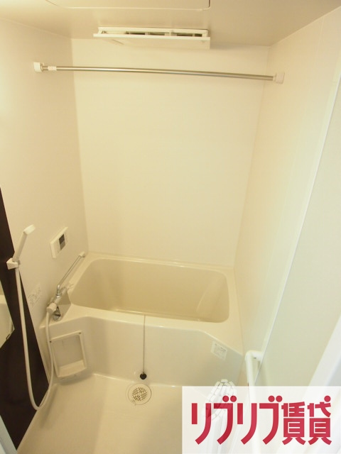 AQUE(アクエ)11の浴室