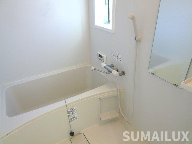 熊本市中央区本荘２丁目のアパートの浴室