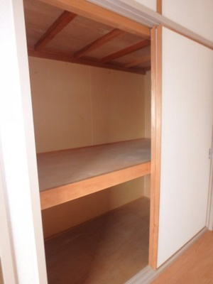 【収納】 | ビバリーガーデン大島Ａ | 大島　ビバリーガーデン大島Ａ　2ＤＫ　収納