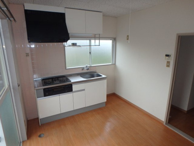 【居間・リビング】 | ビバリーガーデン大島Ａ | 大島　ビバリーガーデン大島Ａ　2ＤＫ　ダイニング