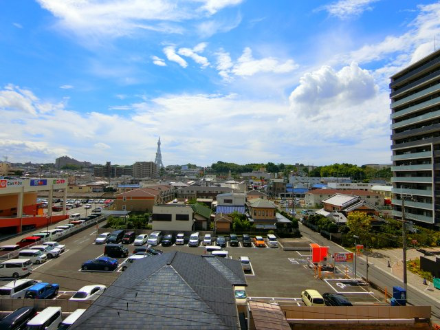 エルファミーレ富田林の展望